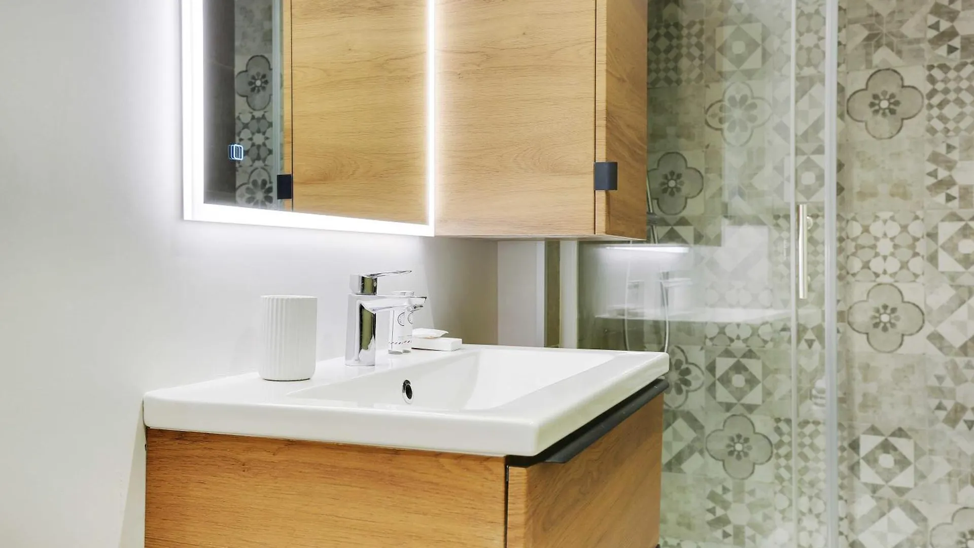 Wonderful 1br - 5p - Sacre Coeur *